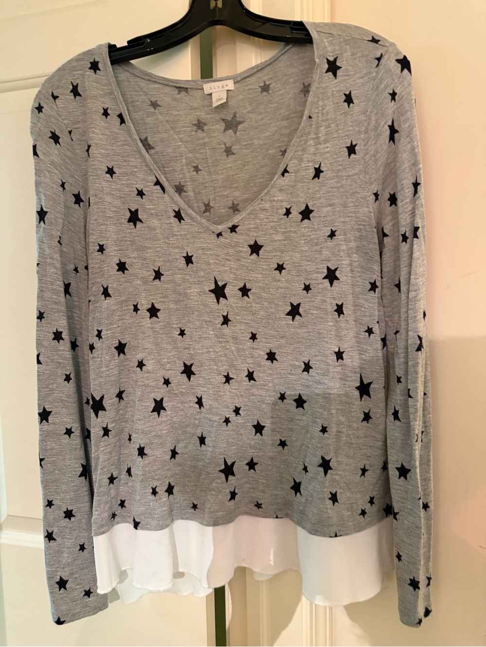 hinge Gray Star Print Long Sleeve Tee